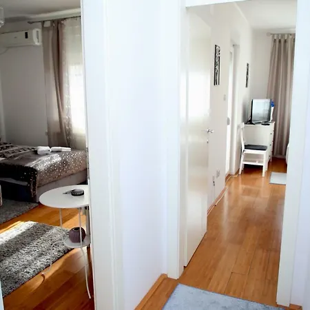 Ema Fantasy Apartment
